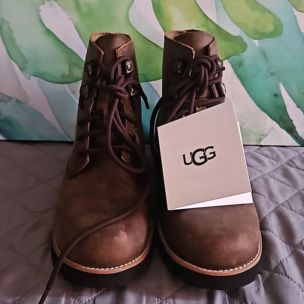 UGG Mens Ritter Boots - Picture 8 of 9